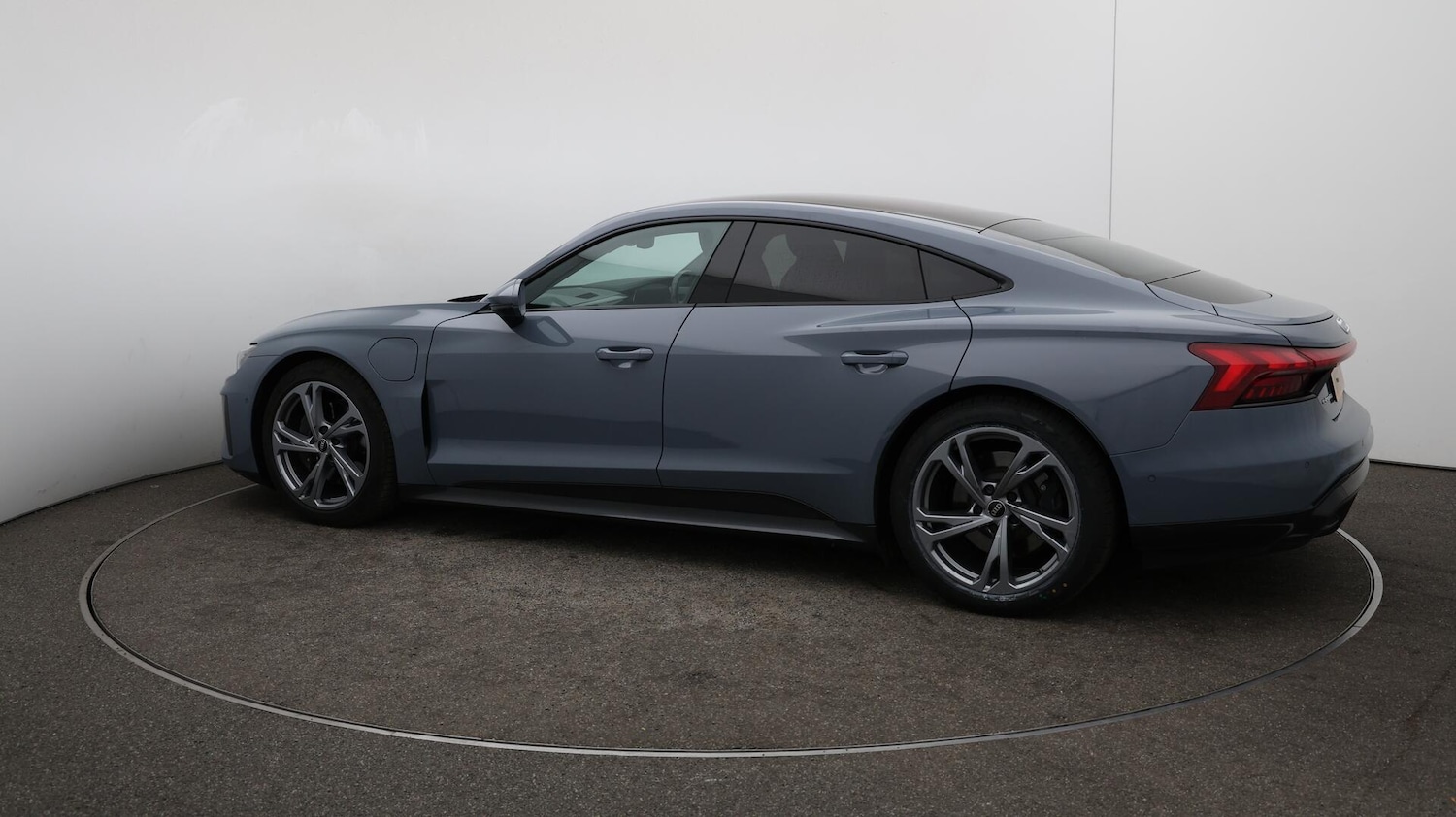 Used Audi e-tron GT 2022 for sale - 76152406: Photo 48
