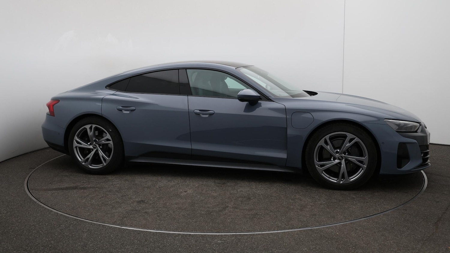 Used Audi e-tron GT 2022 for sale - 76152406: Photo 49