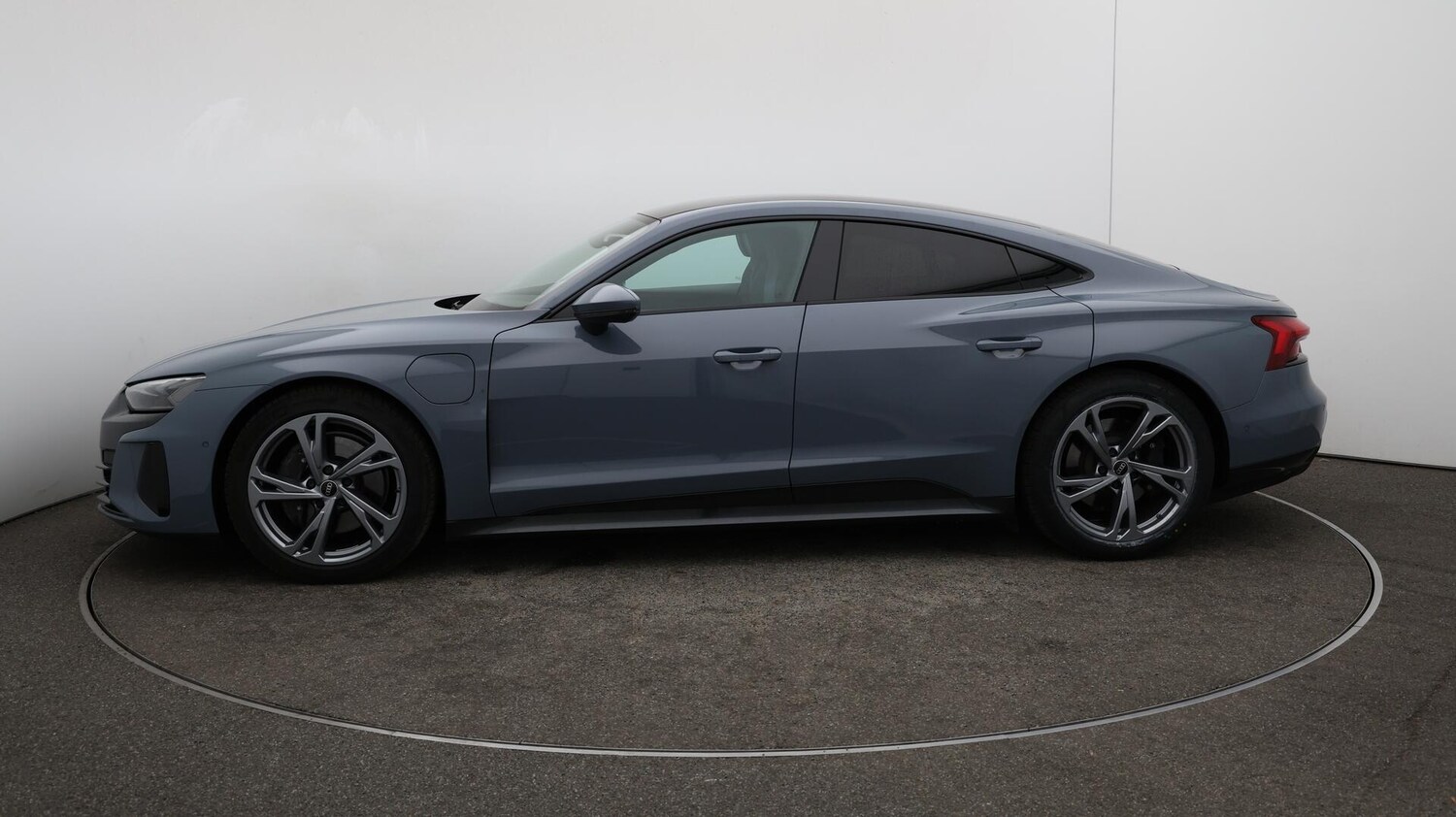 Used Audi e-tron GT 2022 for sale - 76152406: Photo 66