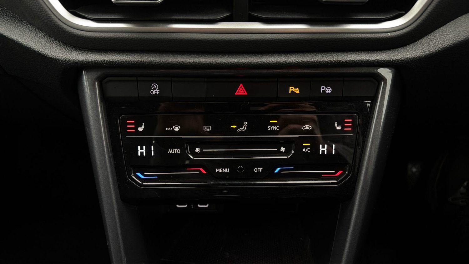 Used Volkswagen T-Roc 2023 for sale - 78163722: Photo 11