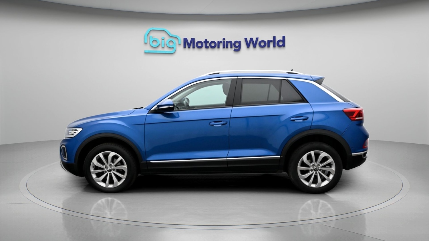 Used Volkswagen T-Roc 2023 for sale - 78163722: Photo 4