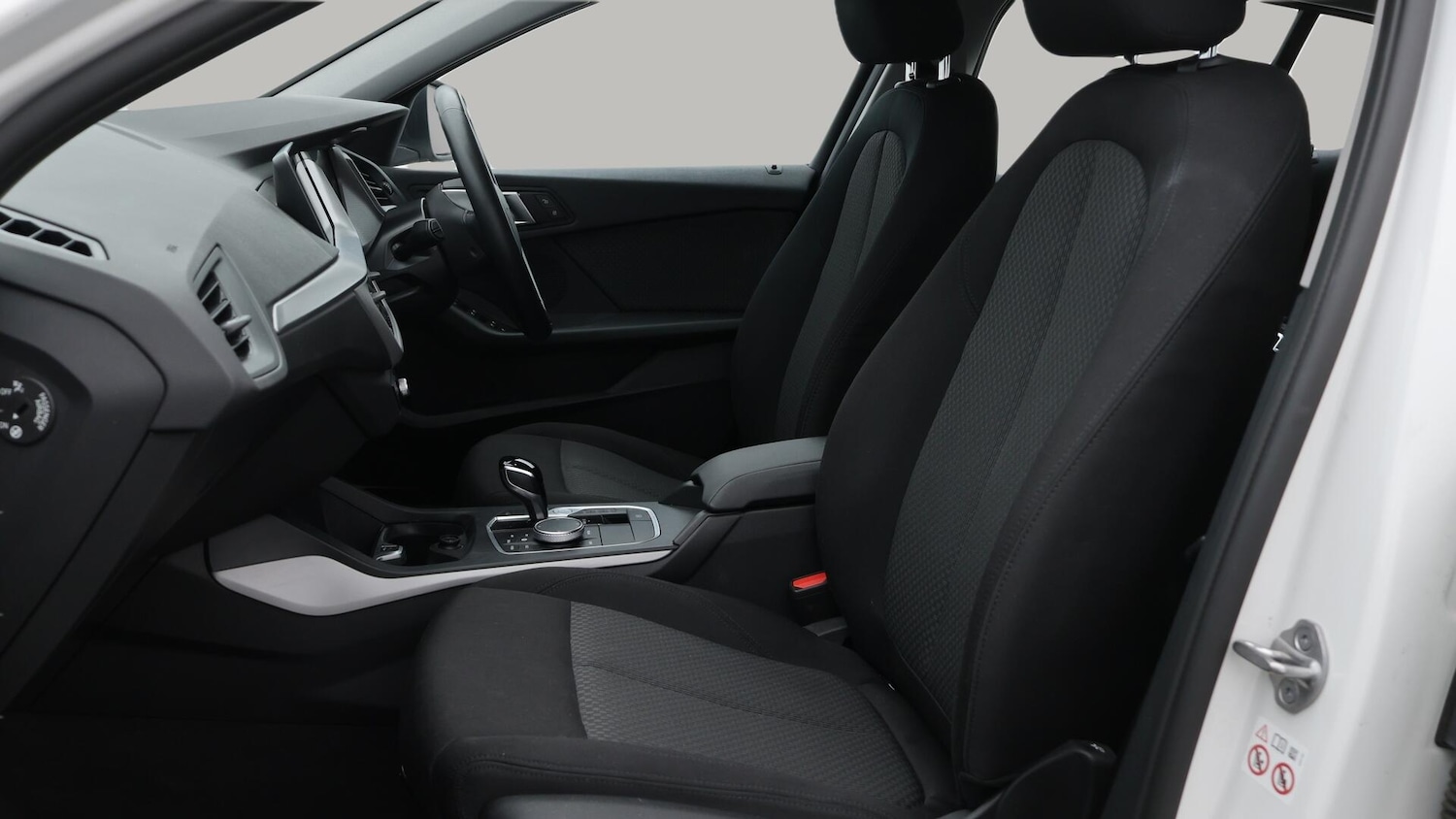 Used BMW 1 Series 2024 for sale - 76592859: Photo 15