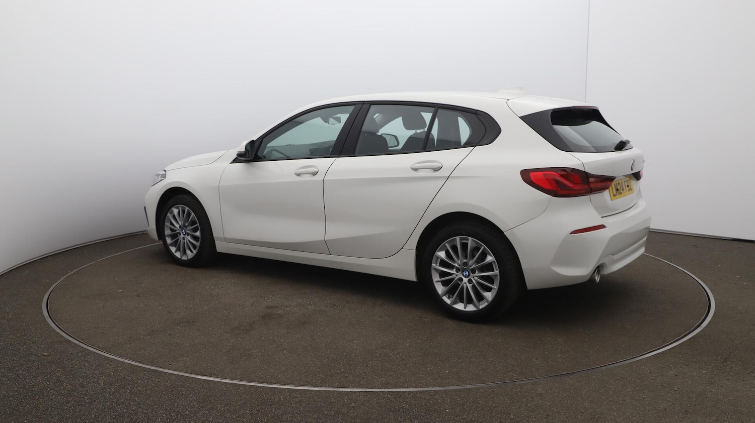 Used BMW 1 Series 2024 for sale - 76592859: Photo 37