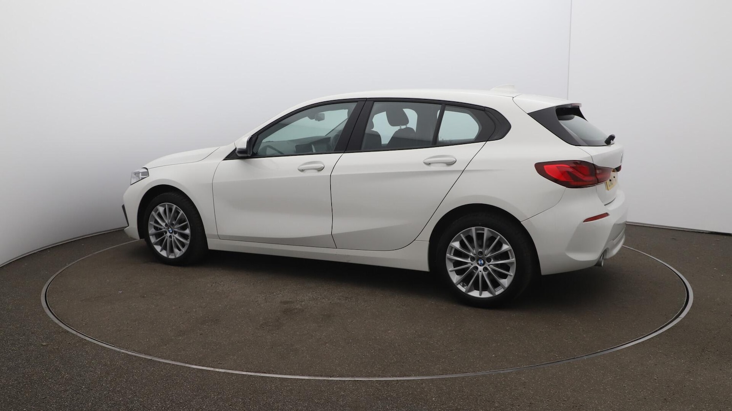 Used BMW 1 Series 2024 for sale - 76592859: Photo 48