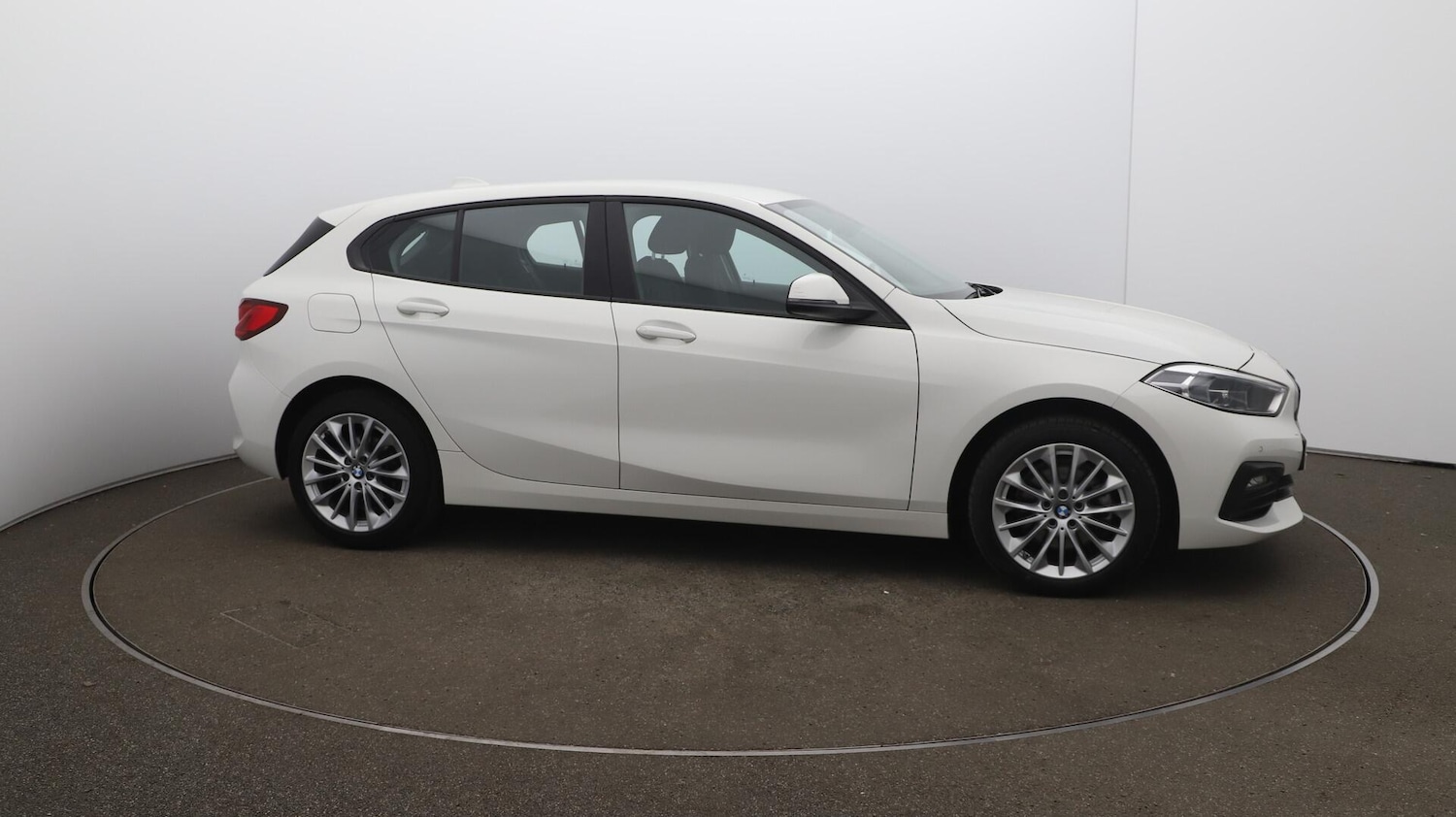Used BMW 1 Series 2024 for sale - 76592859: Photo 49