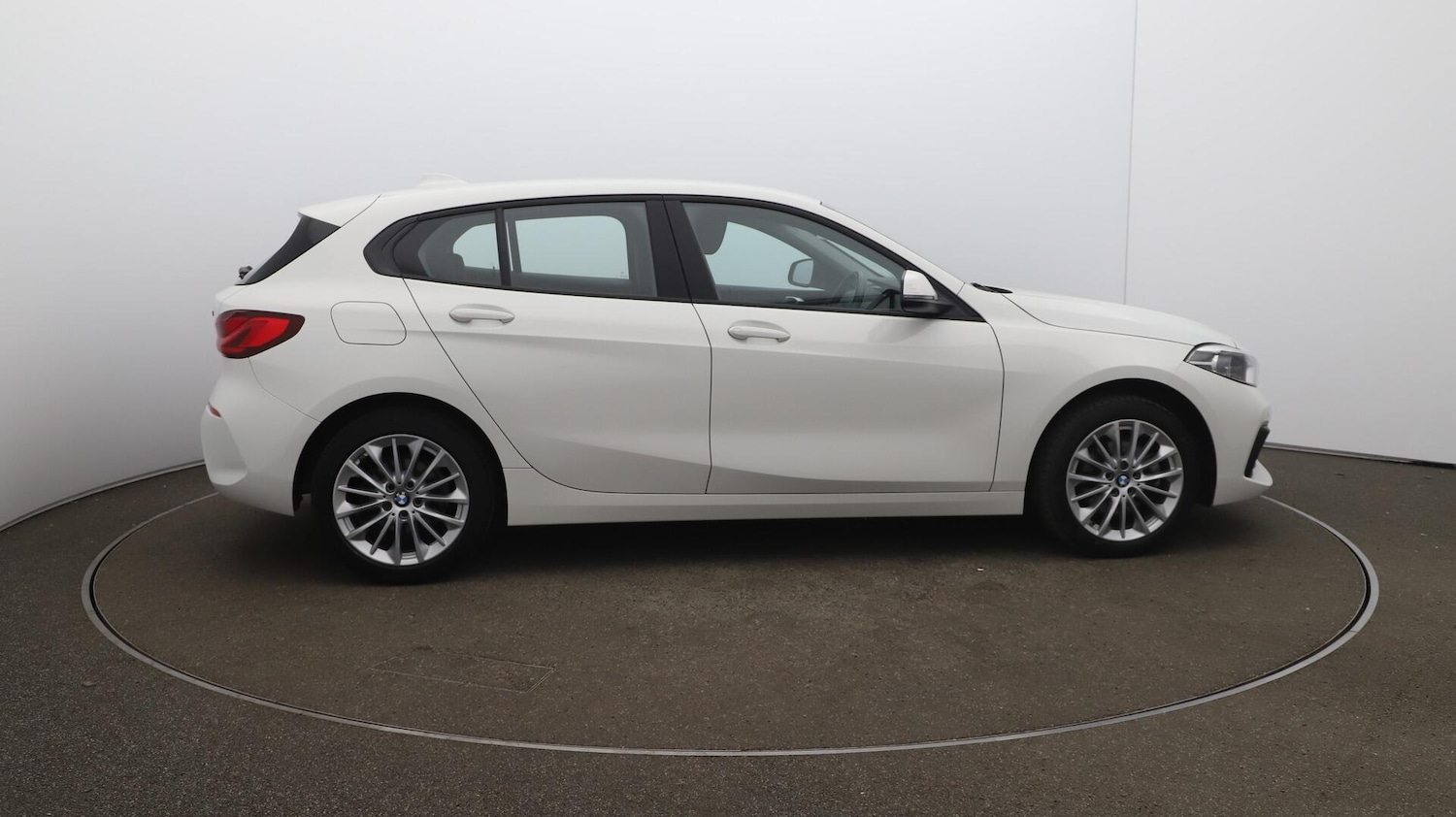Used BMW 1 Series 2024 for sale - 76592859: Photo 51