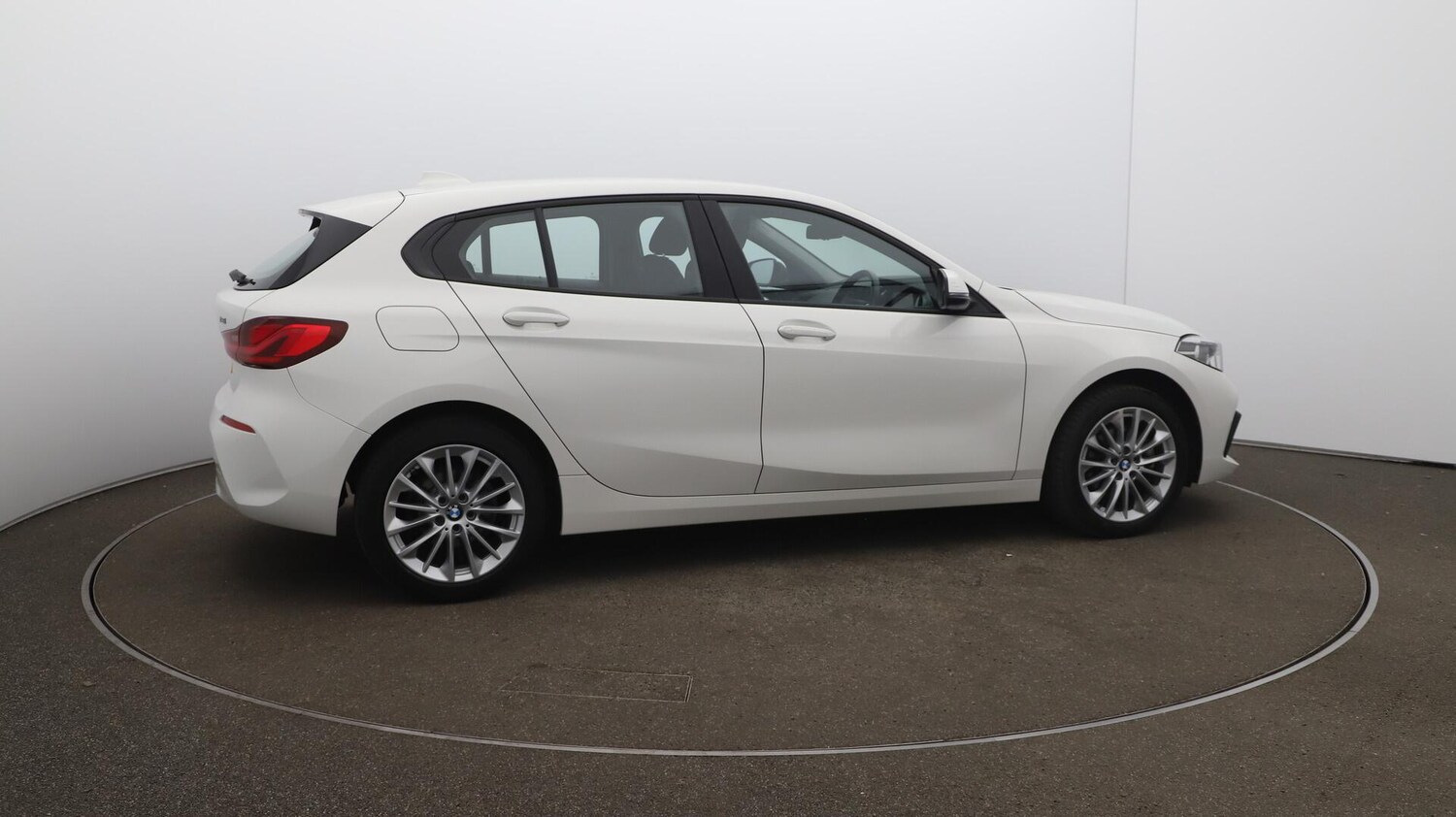 Used BMW 1 Series 2024 for sale - 76592859: Photo 52