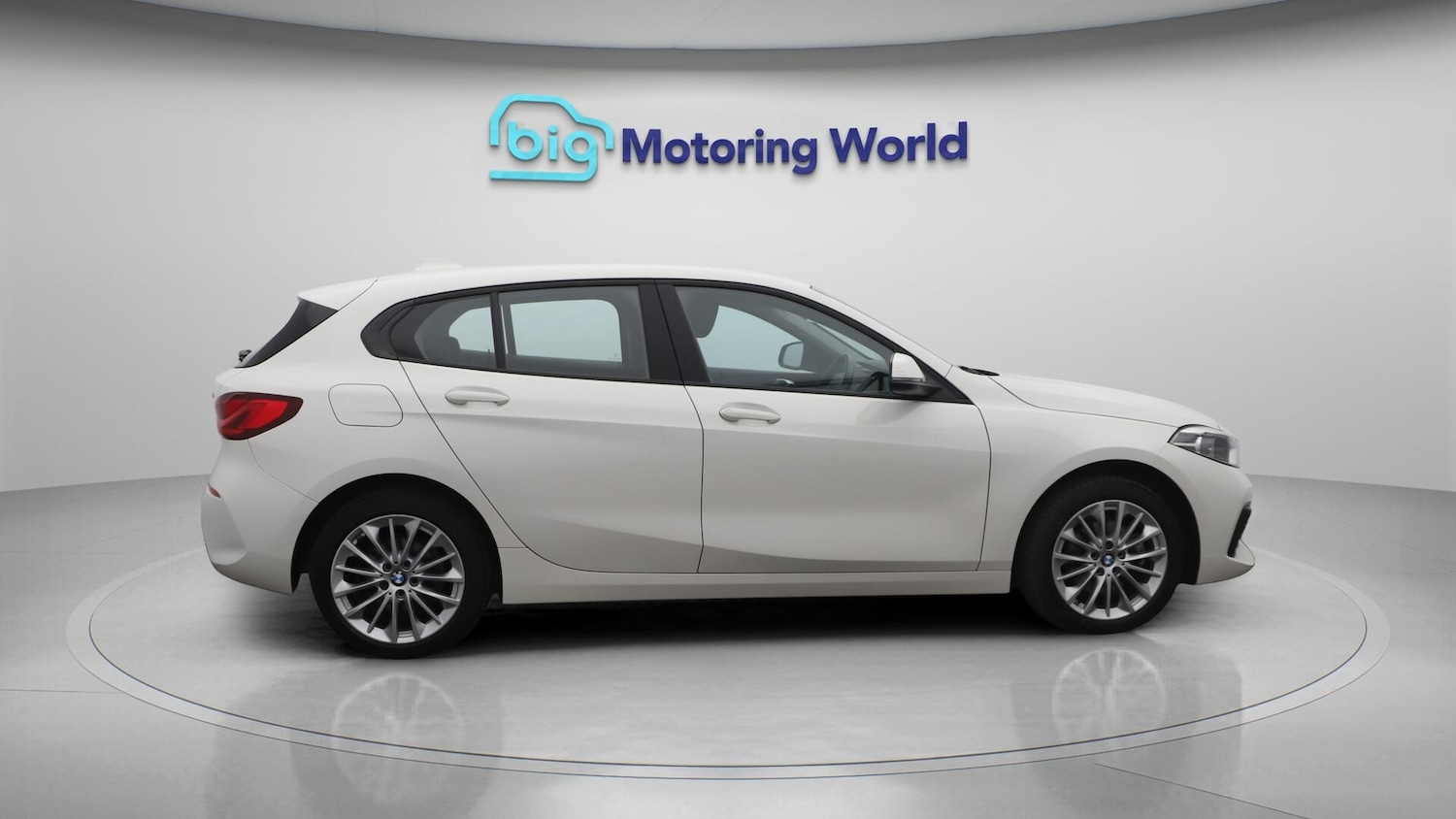 Used BMW 1 Series 2024 for sale - 76592859: Photo 9