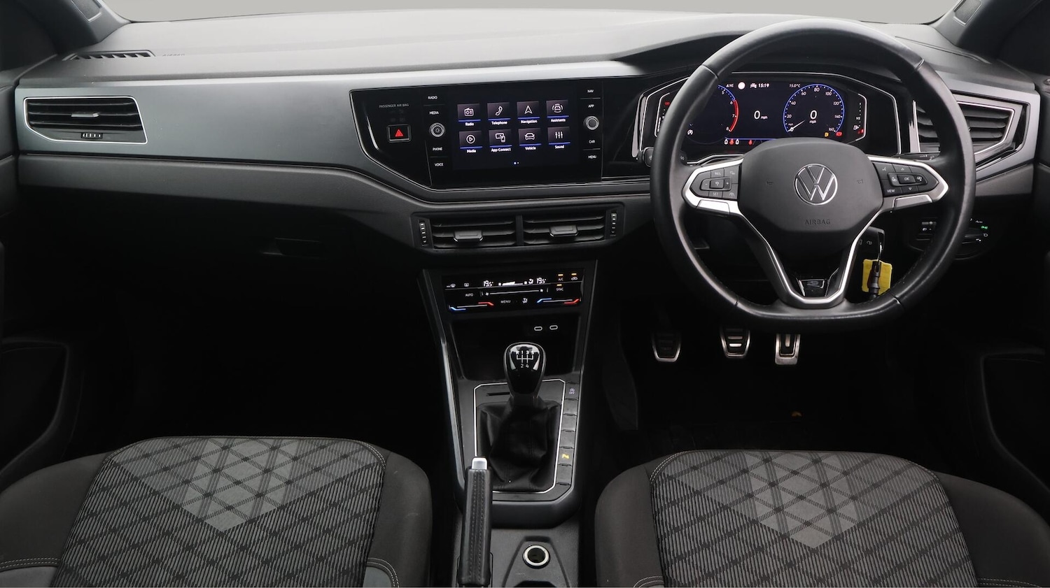 Used Volkswagen Polo 2024 for sale - 76380594: Photo 13