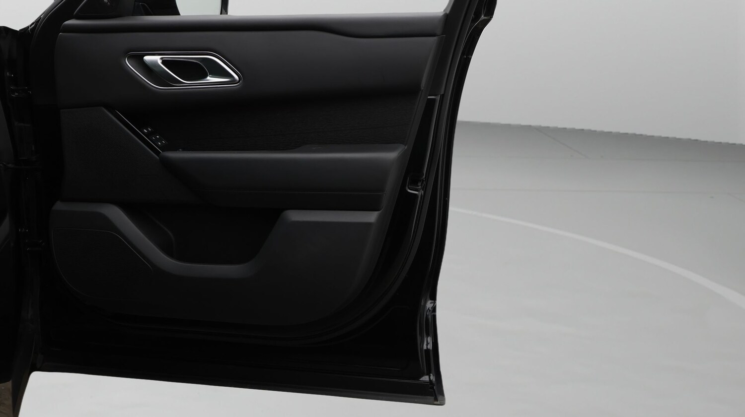 Used Land Rover Range Rover Velar 2025 for sale - 77760400: Photo 15