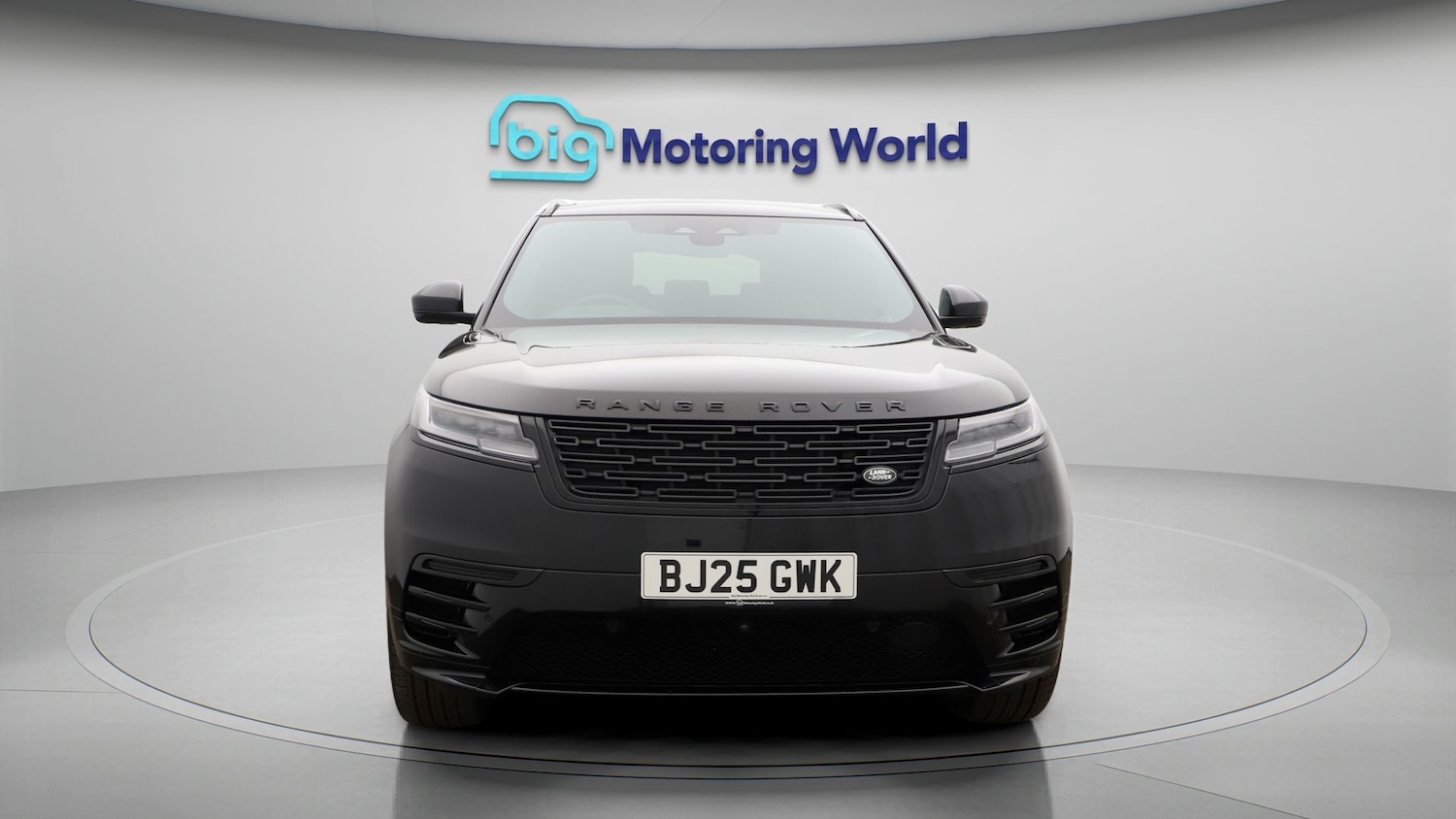 Used Land Rover Range Rover Velar 2025 for sale - 77760400: Photo 2