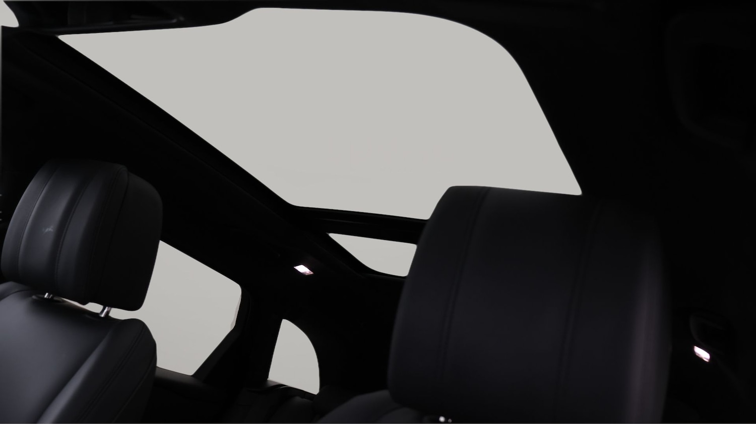 Used Land Rover Range Rover Velar 2025 for sale - 77760400: Photo 21