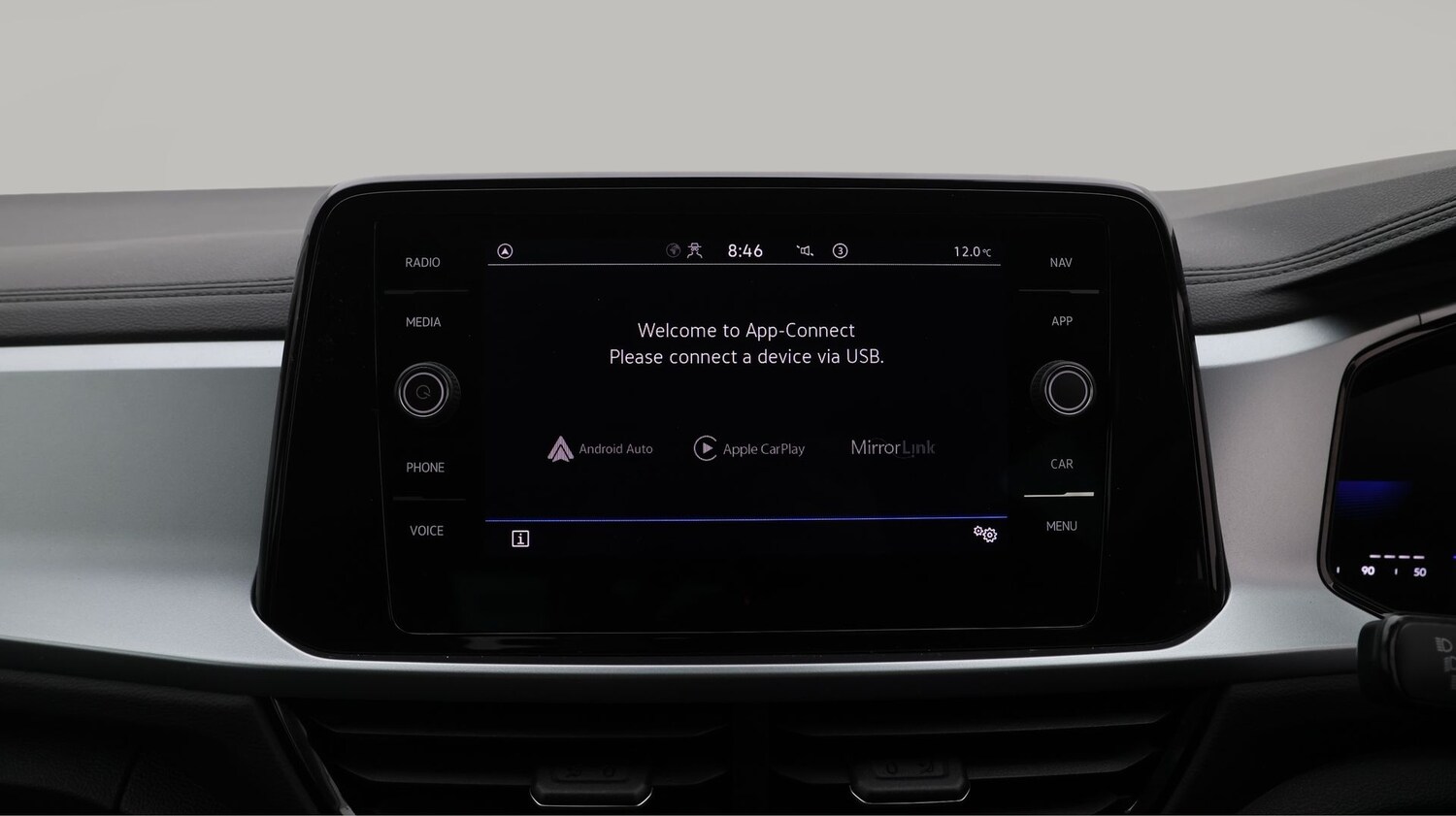 Used Volkswagen T-Roc 2023 for sale - 77541783: Photo 25