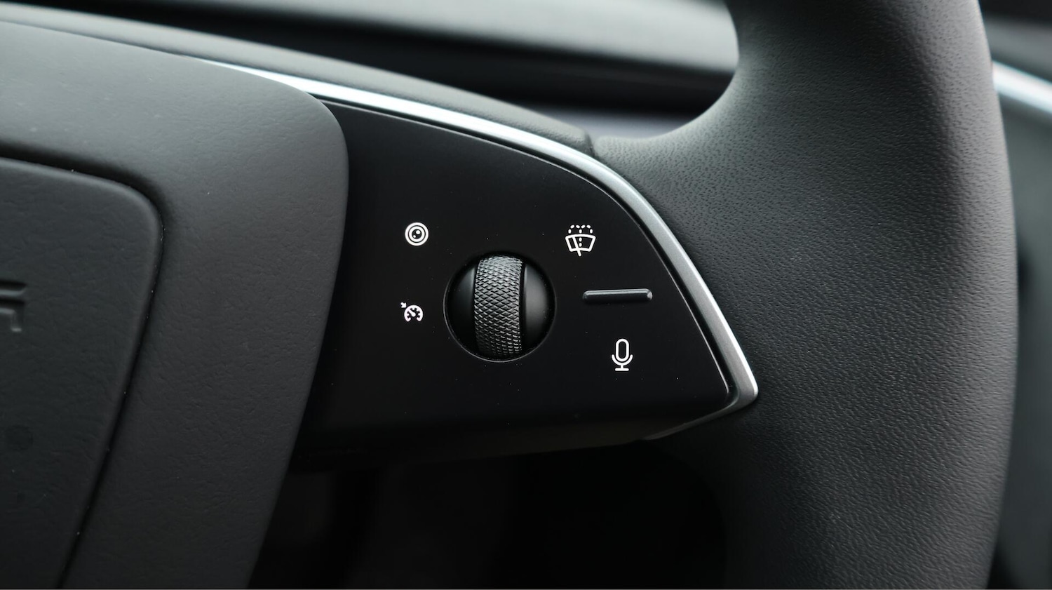 Used Tesla Model 3 2024 for sale - 76408558: Photo 25