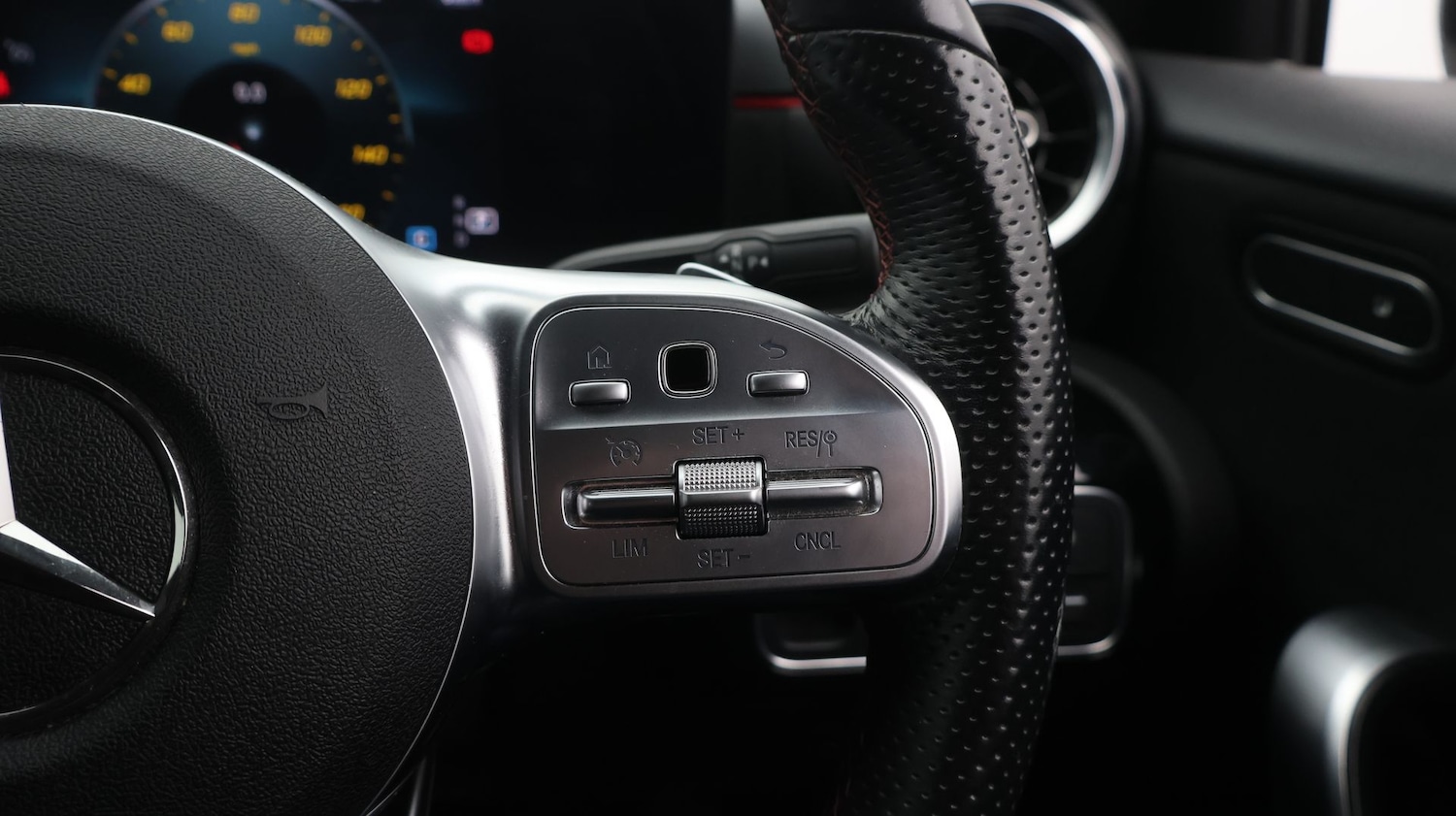 Used Mercedes-Benz A-Class for sale - 77181928: Photo 26