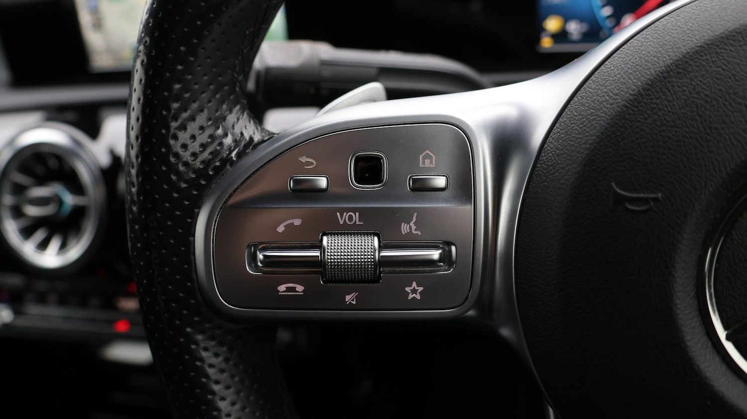 Used Mercedes-Benz A-Class 2021 for sale - 76742296: Photo 24