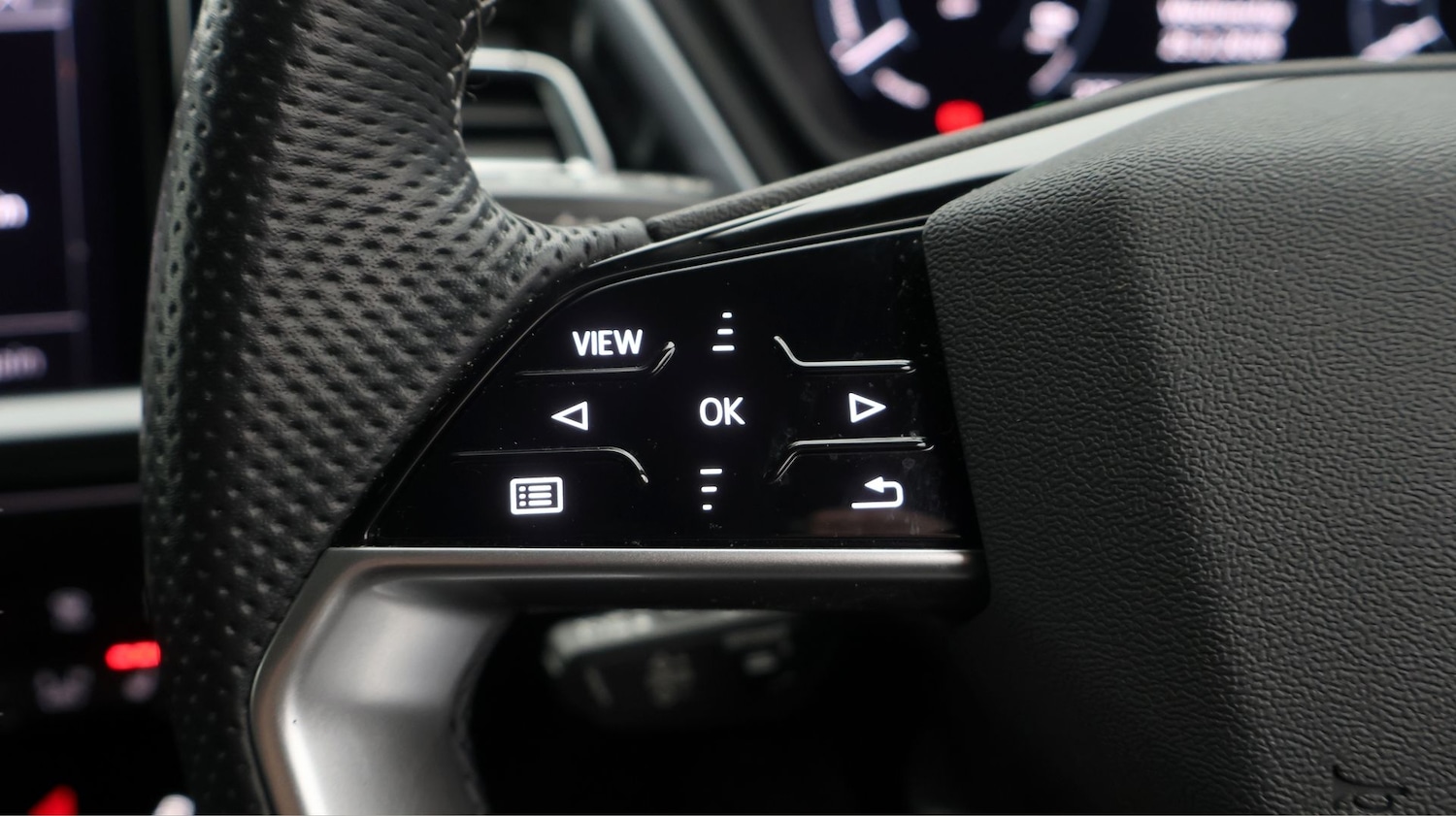 Used Audi Q4 e-tron 2023 for sale - 77676519: Photo 24