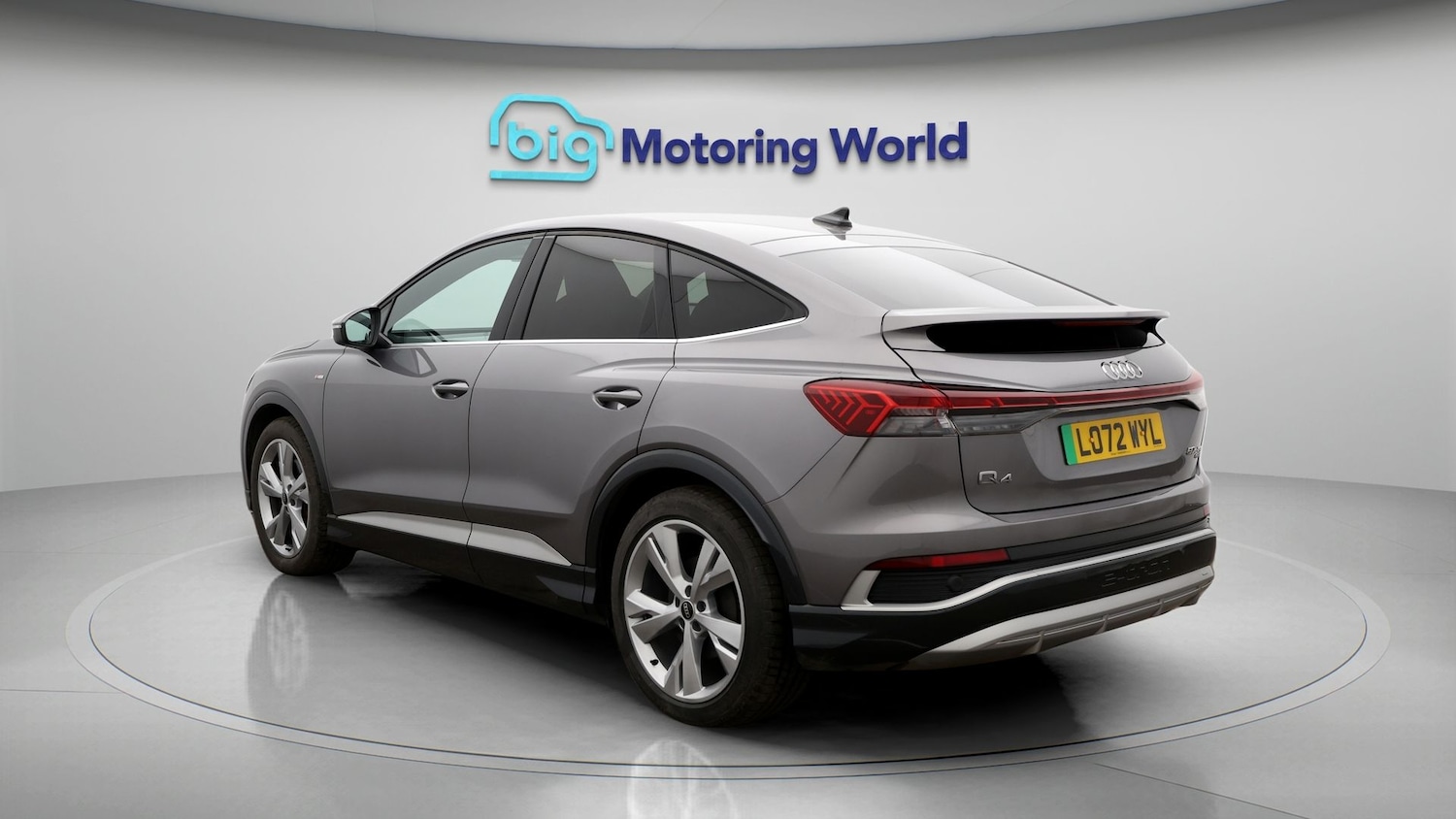 Used Audi Q4 e-tron 2023 for sale - 77676519: Photo 5