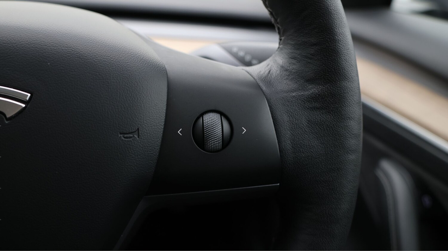 Used Tesla Model 3 2021 for sale - 77618641: Photo 22