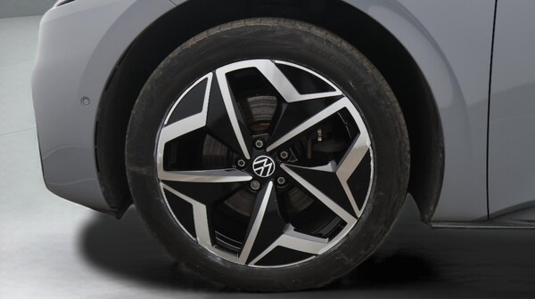 Used Volkswagen ID.3 2023 for sale - 76336619: Photo 19