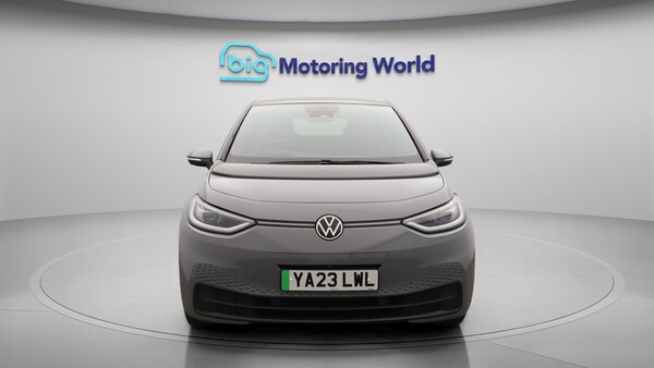 Used Volkswagen ID.3 2023 for sale - 76336619: Photo 3