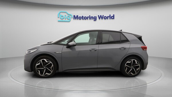 Used Volkswagen ID.3 2023 for sale - 76336619: Photo 5