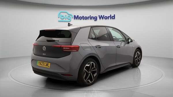 Used Volkswagen ID.3 2023 for sale - 76336619: Photo 8