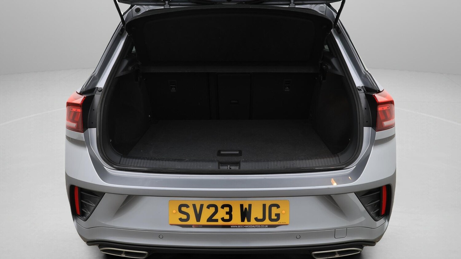 Used Volkswagen T-Roc 2023 for sale - 76166877: Photo 18