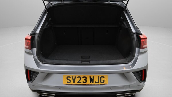 Used Volkswagen T-Roc 2023 for sale - 76166877: Photo 18