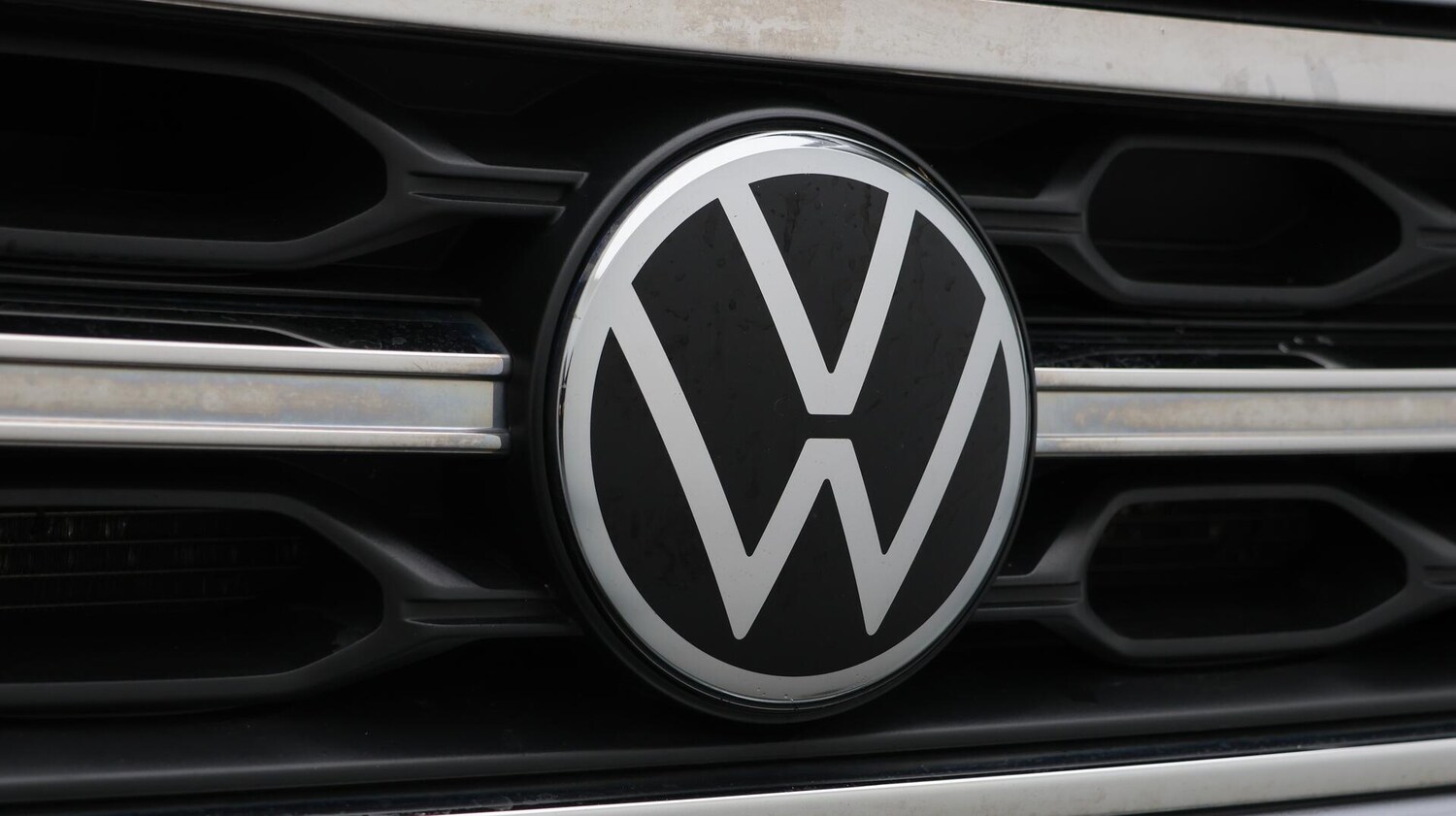 Used Volkswagen T-Roc 2023 for sale - 76166877: Photo 24