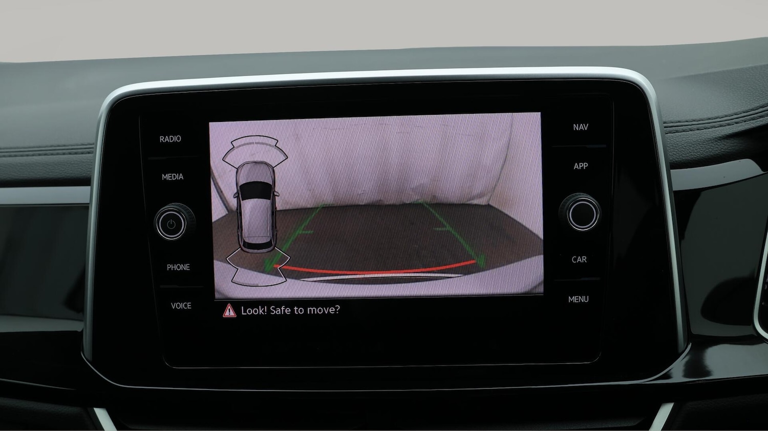 Used Volkswagen T-Roc 2023 for sale - 76166877: Photo 28