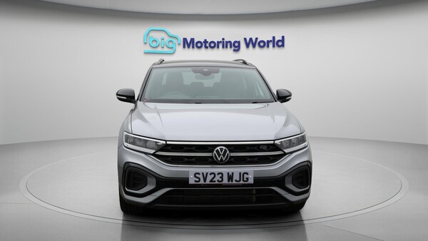 Used Volkswagen T-Roc 2023 for sale - 76166877: Photo 3