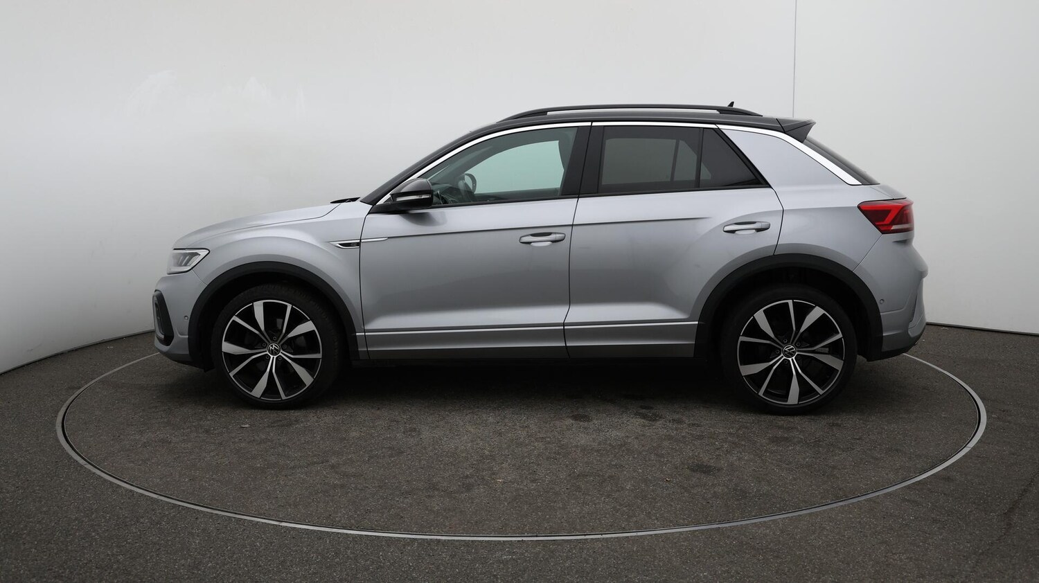 Used Volkswagen T-Roc 2023 for sale - 76166877: Photo 66