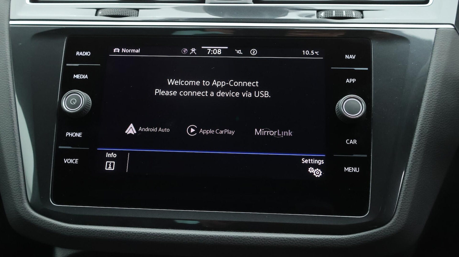 Used Volkswagen Tiguan 2021 for sale - 76136828: Photo 28