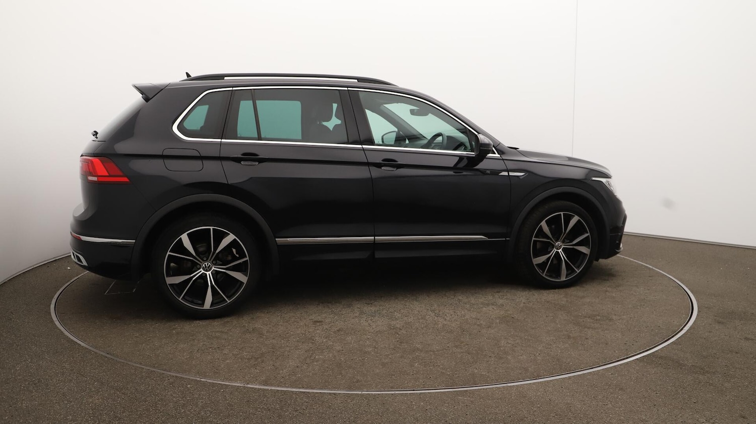 Used Volkswagen Tiguan 2021 for sale - 76136828: Photo 53