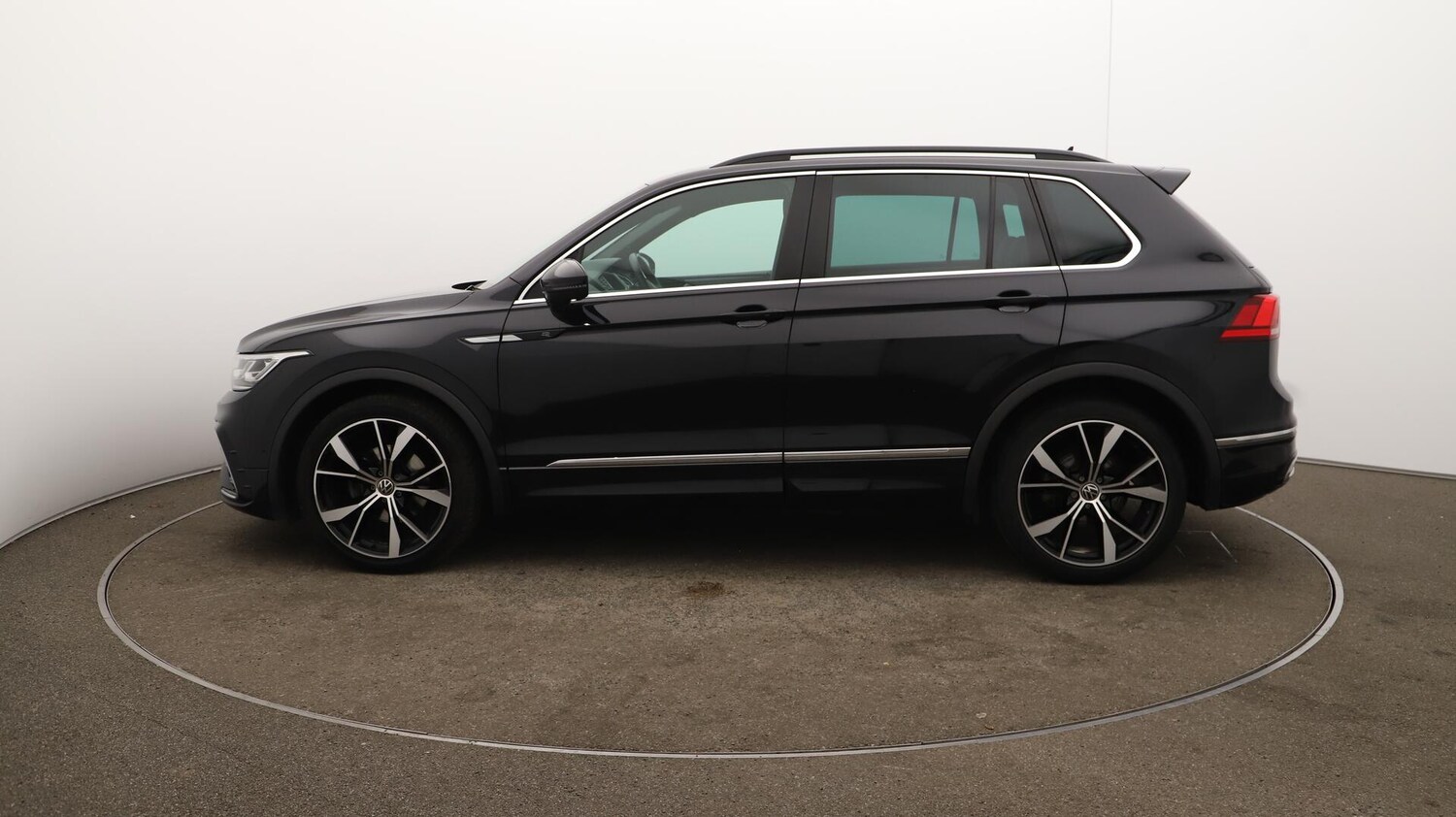 Used Volkswagen Tiguan 2021 for sale - 76136828: Photo 66