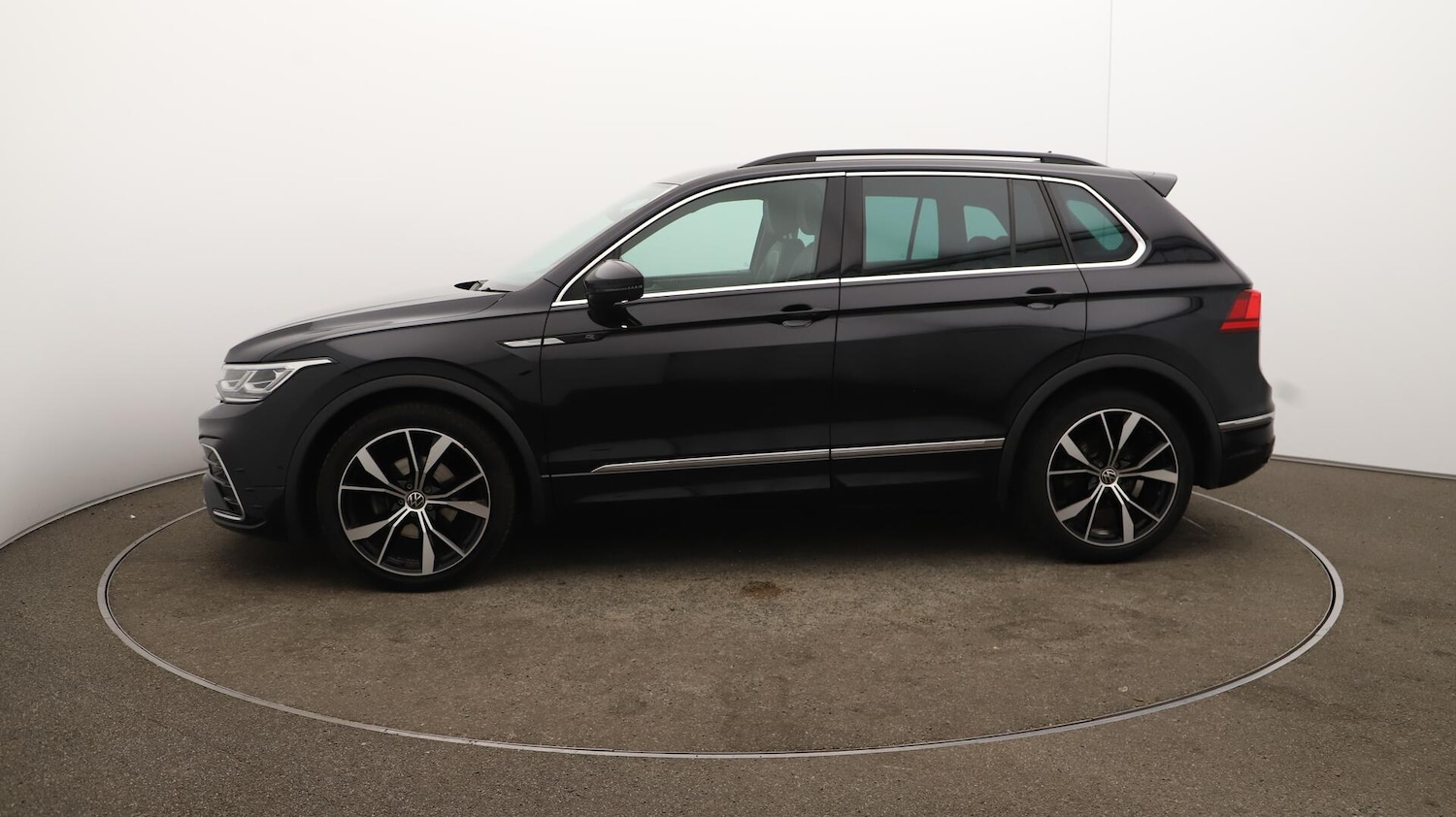 Used Volkswagen Tiguan 2021 for sale - 76136828: Photo 67