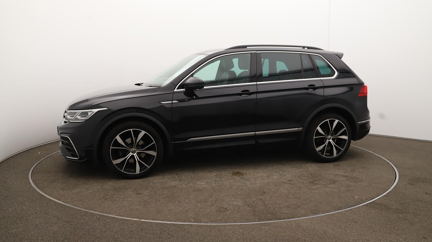 Used Volkswagen Tiguan 2021 for sale - 76136828: Photo 68