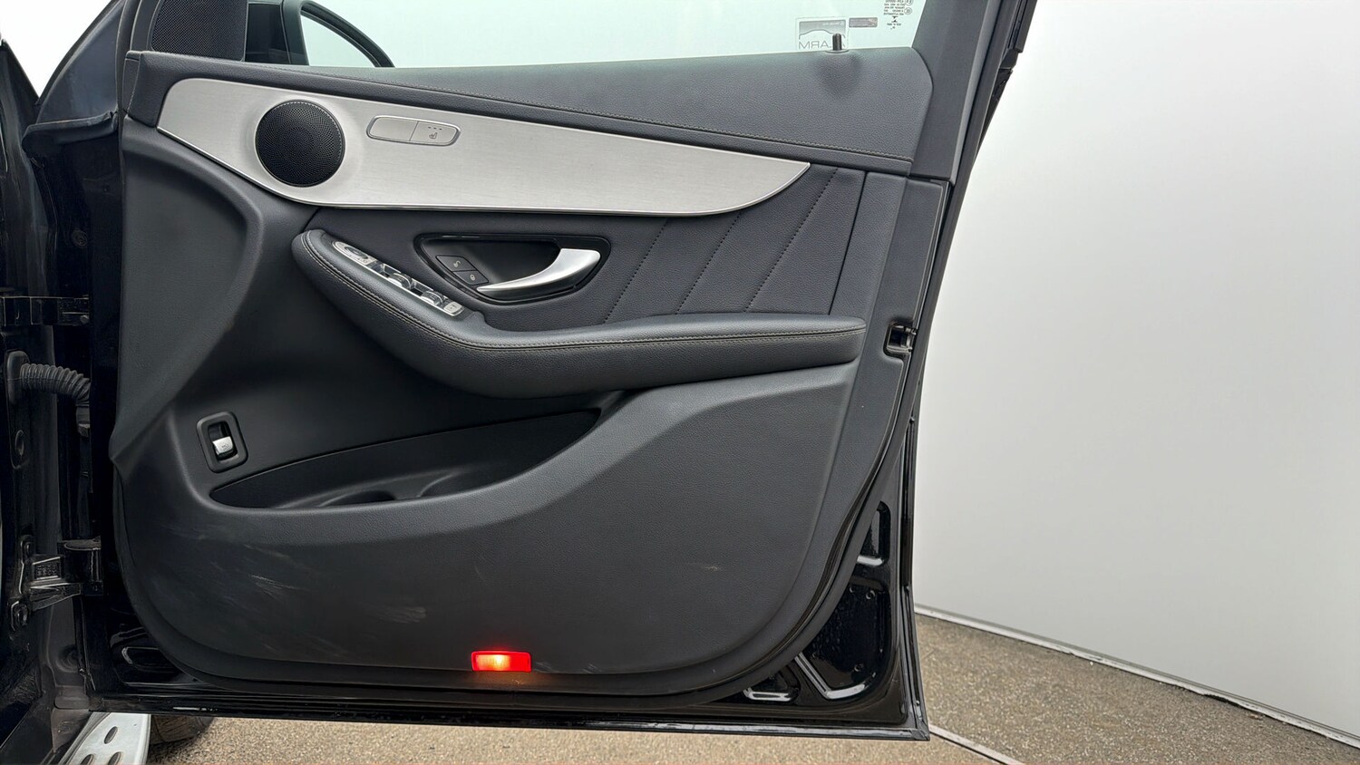 Used Mercedes-Benz GLC 2021 for sale - 77945872: Photo 14