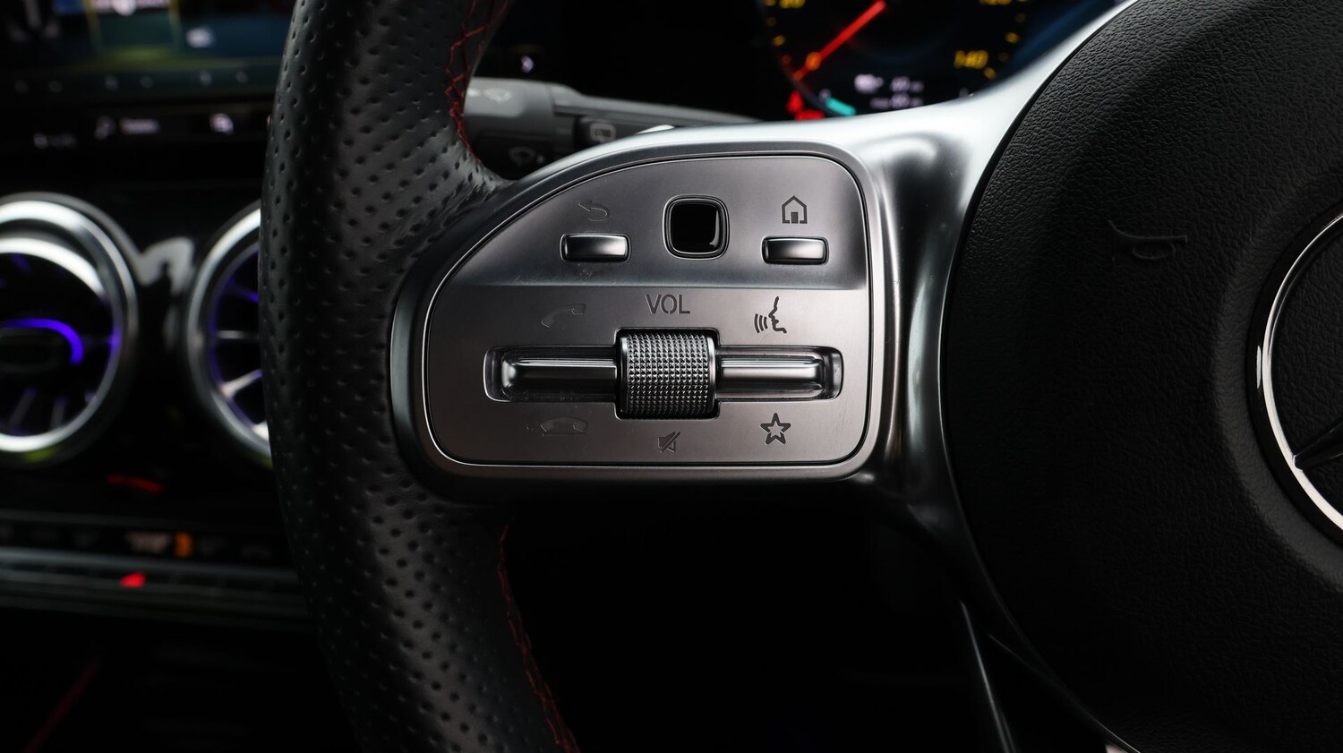 Used Mercedes-Benz EQB 2023 for sale - 77251018: Photo 25