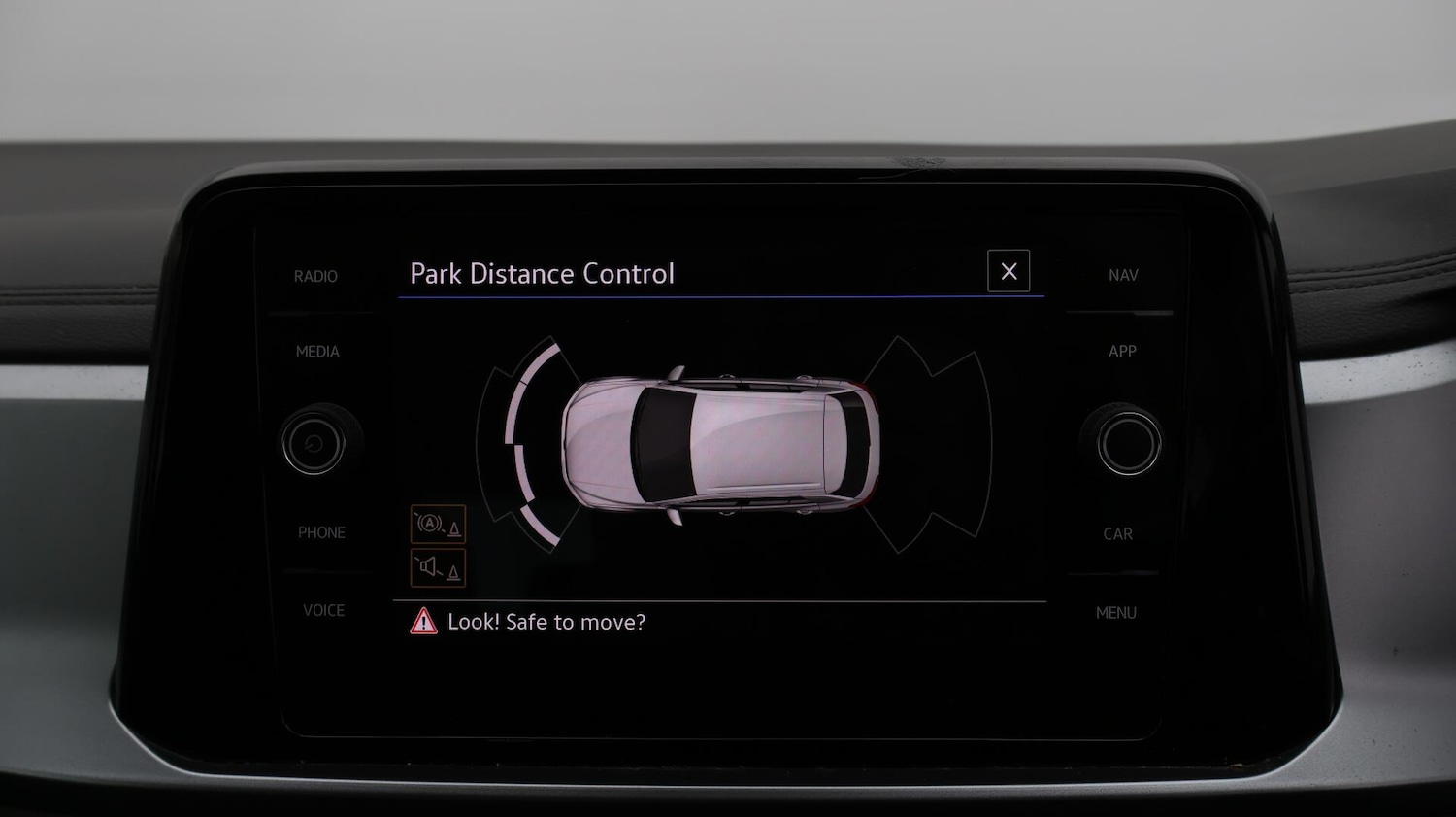 Used Volkswagen T-Roc 2022 for sale - 76658602: Photo 25