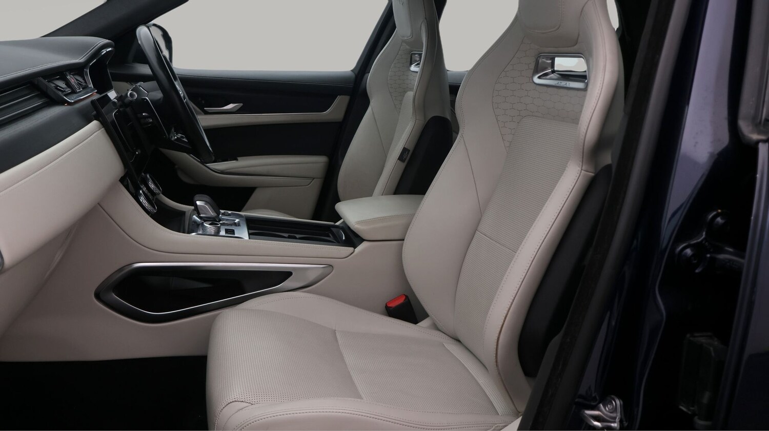 Used Jaguar F-Pace 2022 for sale - 77271171: Photo 14