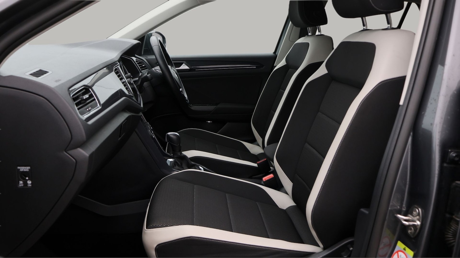 Used Volkswagen T-Roc 2020 for sale - 77438002: Photo 14