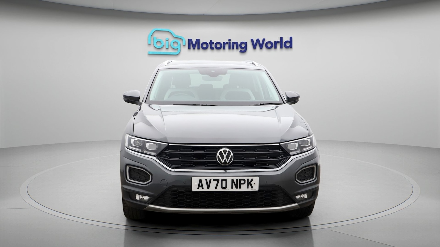 Used Volkswagen T-Roc 2020 for sale - 77438002: Photo 2