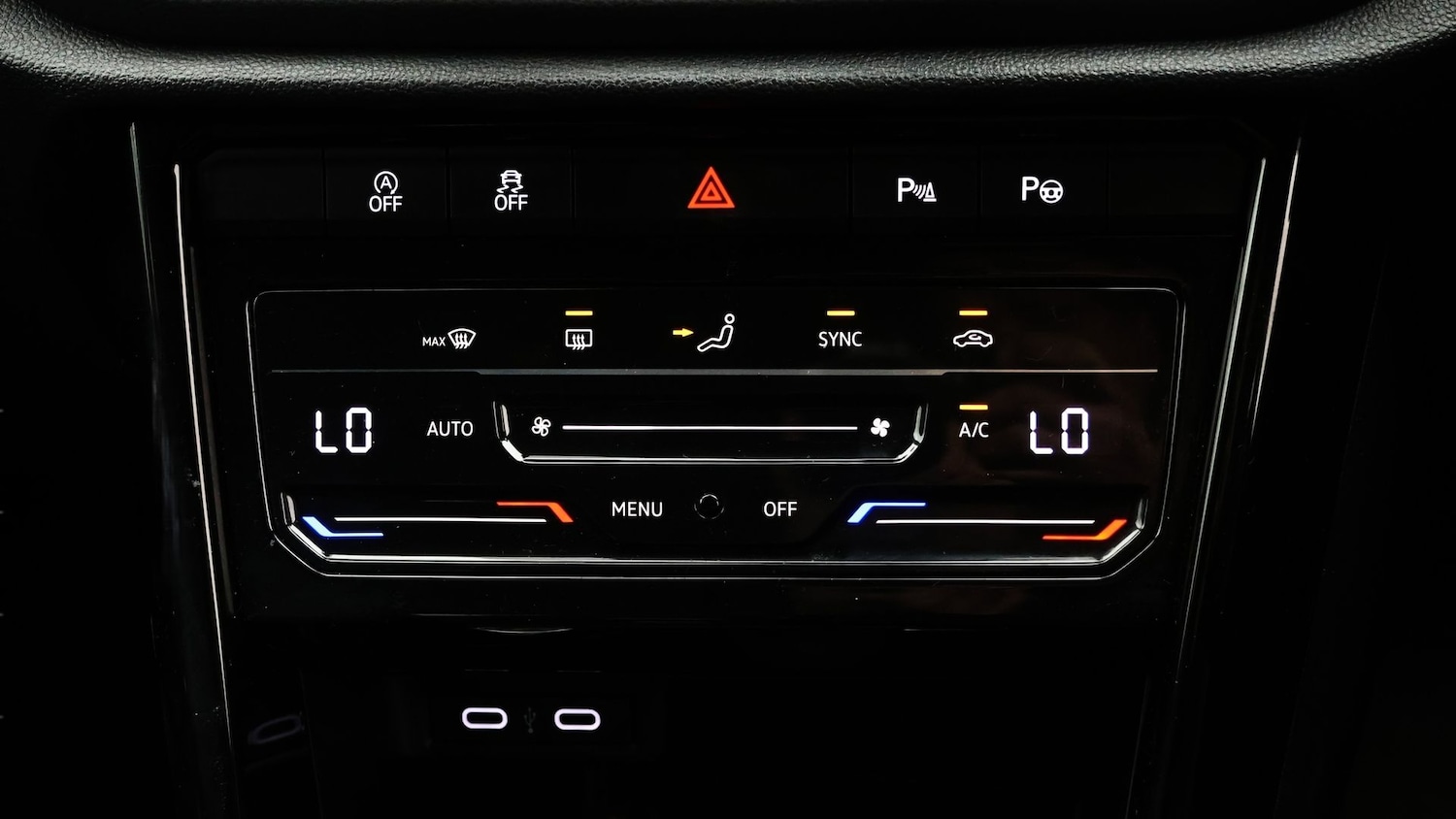 Used Volkswagen T-Roc 2023 for sale - 77746098: Photo 12