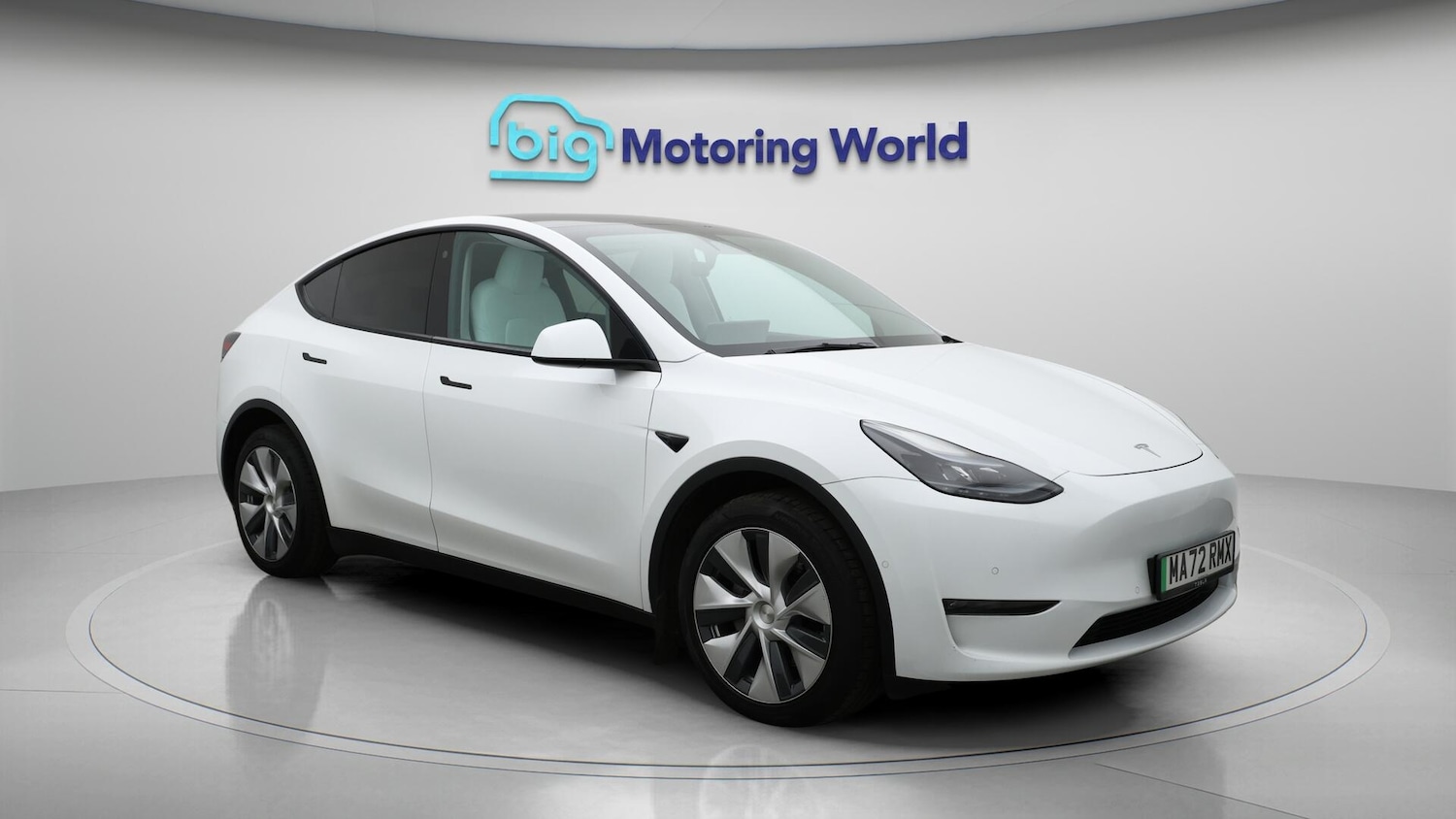Used Tesla Model Y 2022 for sale - 76645694: Photo 2