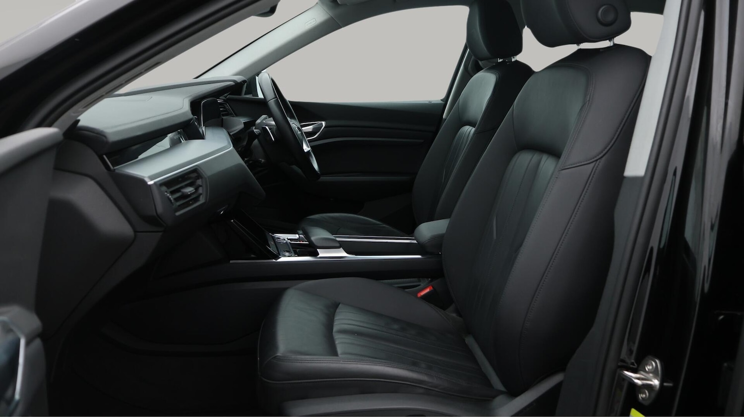 Used Audi e-tron 2021 for sale - 76537970: Photo 15