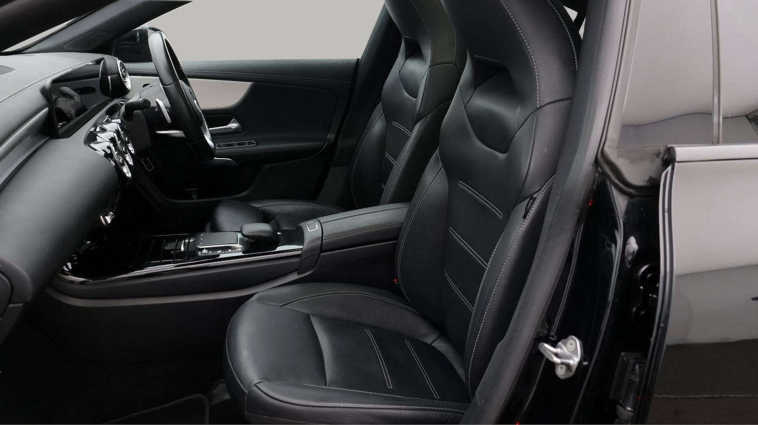 Used Mercedes-Benz CLA 2022 for sale - 77300618: Photo 14