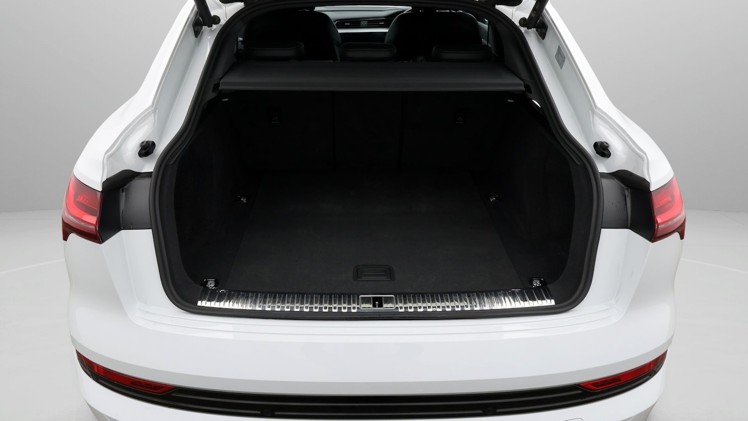 Used Audi e-tron 2022 for sale - 77522252: Photo 17