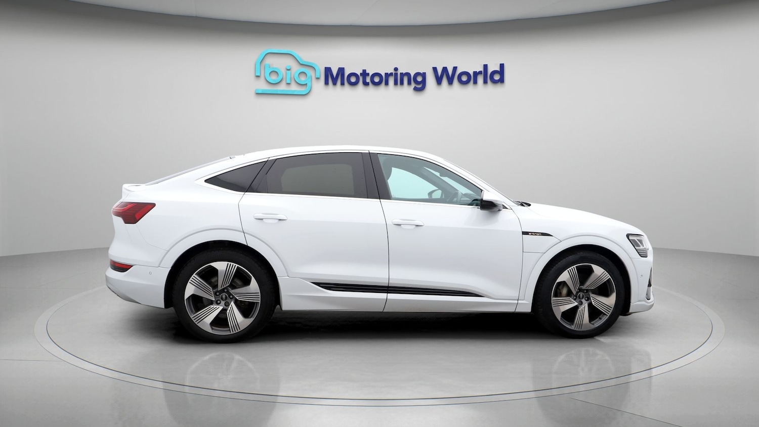 Used Audi e-tron 2022 for sale - 77522252: Photo 8